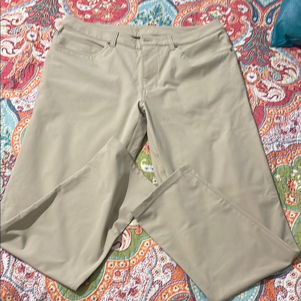 Lululemon Athletica Tan Chinos Lightweight Versatile
